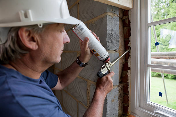 Best Insulation Installation Services in Shorewood, WI